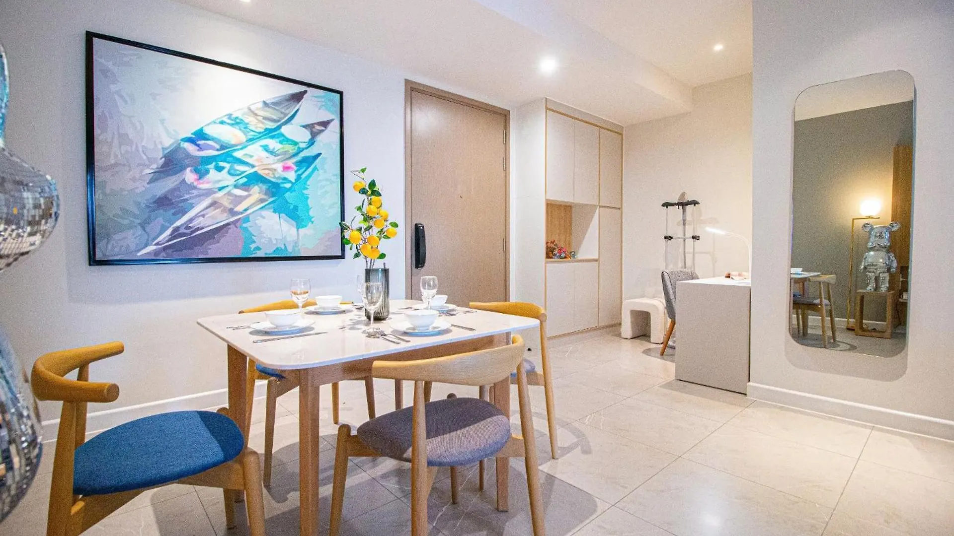 Lusso Suites - D1Mension & Zenity Residence, Sg'S Heart Ho Chi Minh City