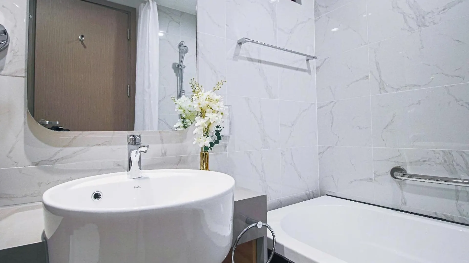 Appartamento Lusso Suites - D1Mension & Zenity Residence, Sg'S Heart Thành Pho Ho Chí Minh